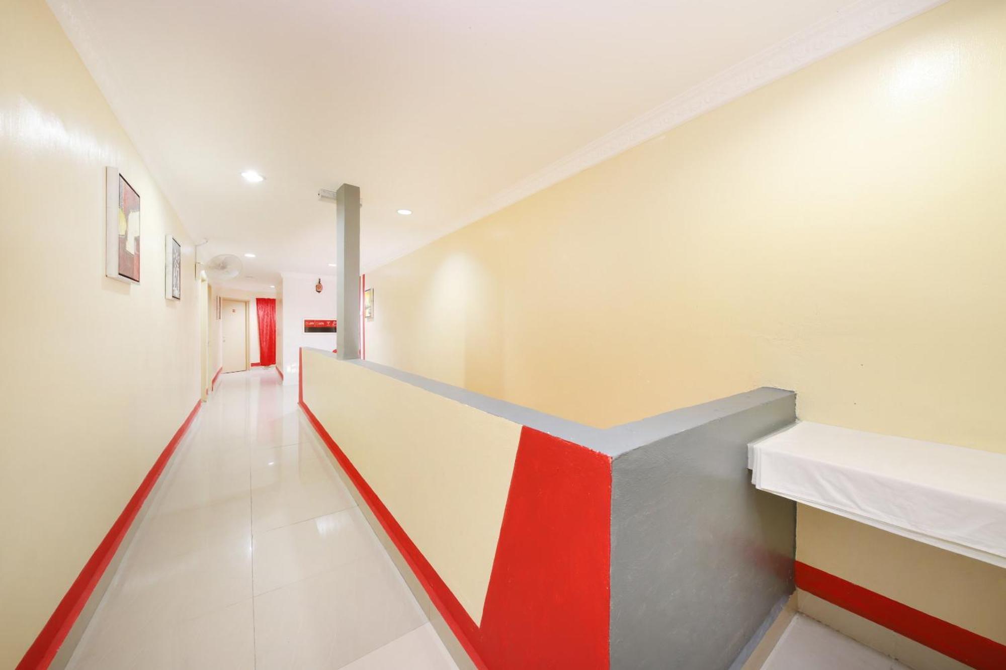 Super Oyo 720 Corridor Hotel 2 Pekan Esterno foto