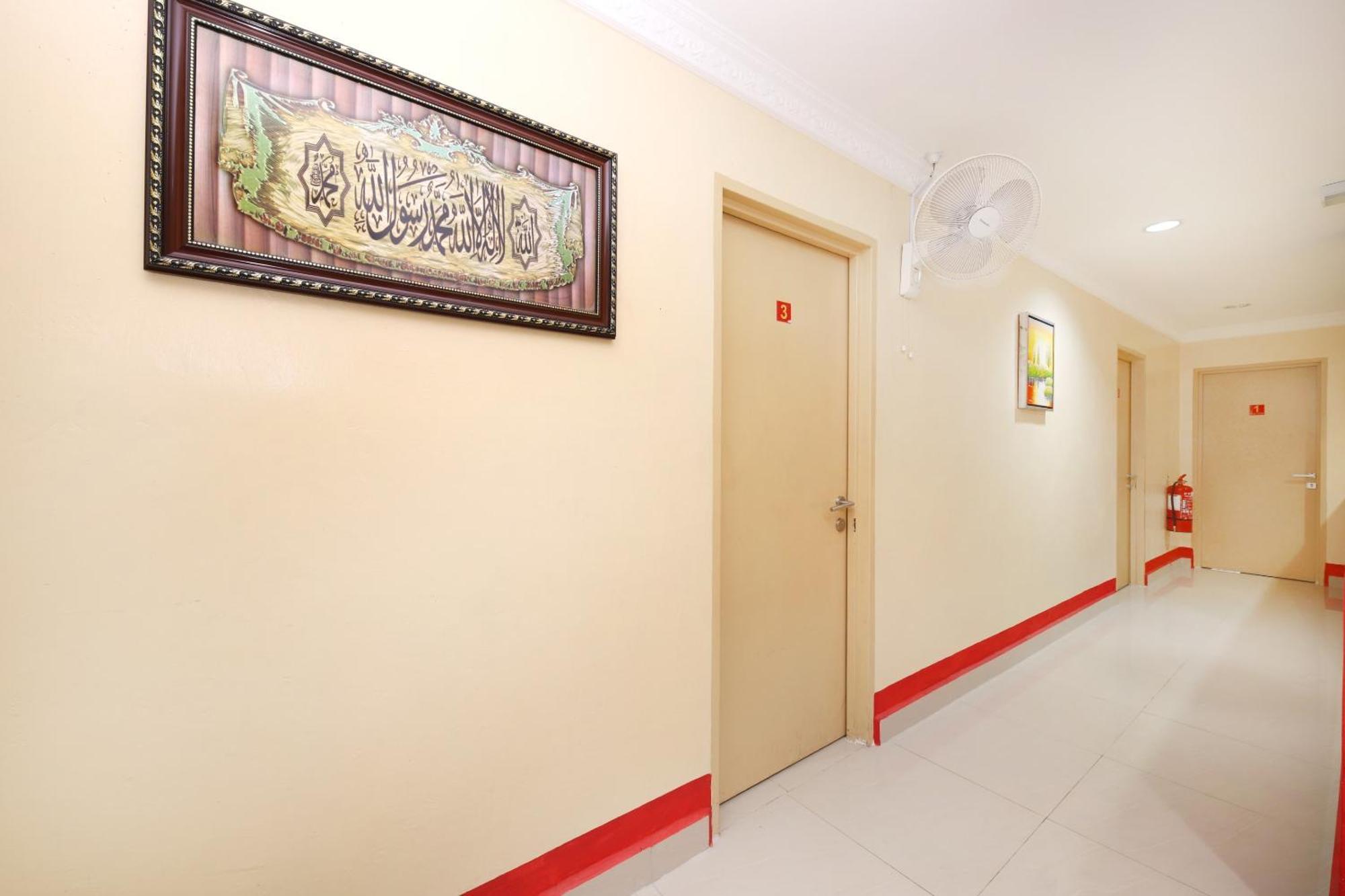 Super Oyo 720 Corridor Hotel 2 Pekan Esterno foto