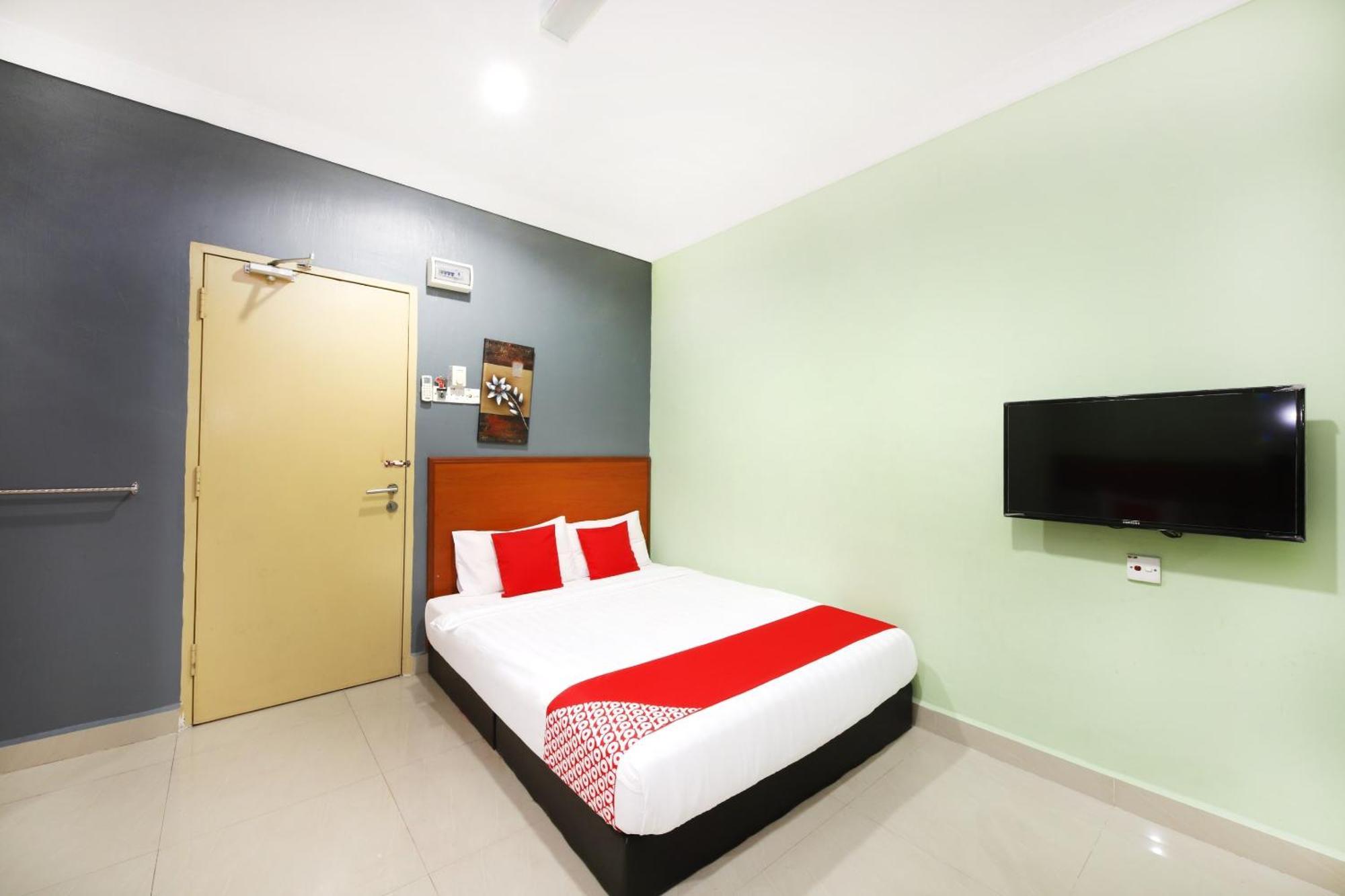 Super Oyo 720 Corridor Hotel 2 Pekan Esterno foto